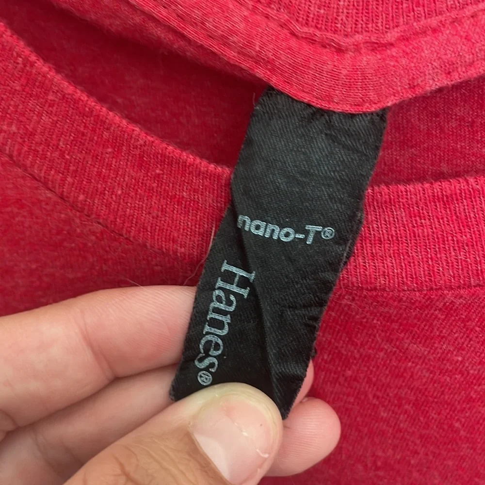 T-shirt by Hanes from Seattle size large - Picture 2 of 5